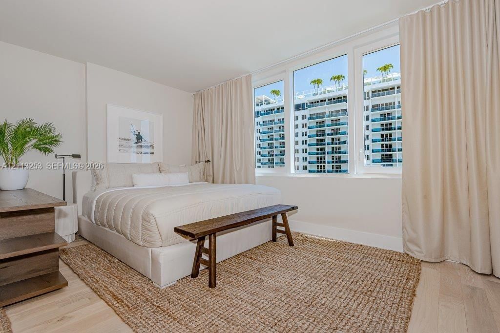 2301 Collins Ave , Unit 914, Miami Beach, FL 33139 Photo