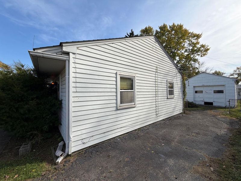 4521 Saint Margaret Lane, Whitehall, OH 43213 Photo 3
