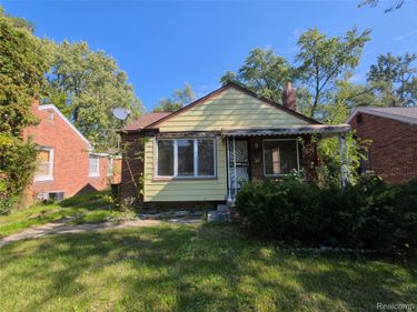 12688 Memorial Street , Detroit, Mi 48227
