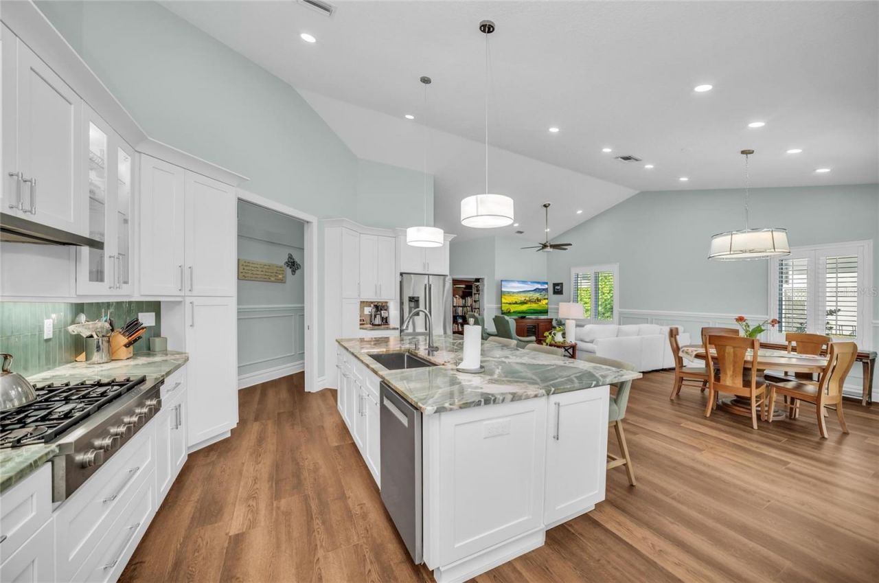8722 54th Avenue E, Bradenton, FL 34211 Photo