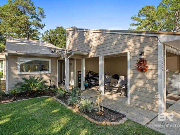 1229 Hummingbird Lane E, Unit 301, Gulf Shores, AL 36542