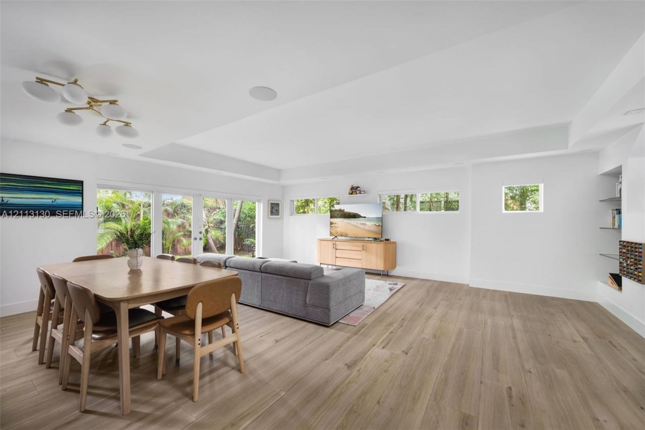 3039 Orange St , Unit B, Coconut Grove, FL 33133 Photo