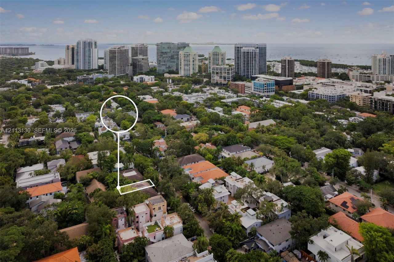 3039 Orange St , Unit B, Coconut Grove, FL 33133 Photo