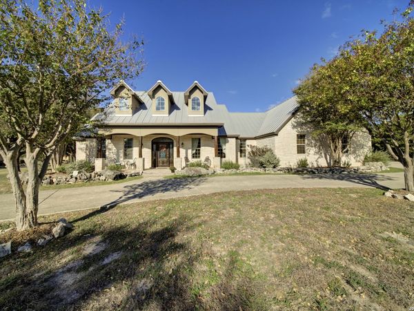 522 Mystic Pkwy, Spring Branch, TX 78070