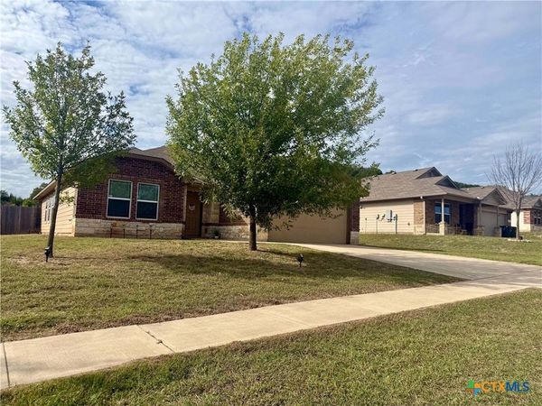 3704 Flat Rock Mountain Drive , Killeen, TX 76549