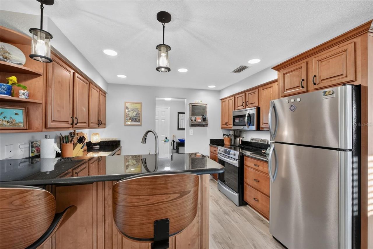 110 Cunningham Dr , New Smyrna Beach, FL 32168 Photo