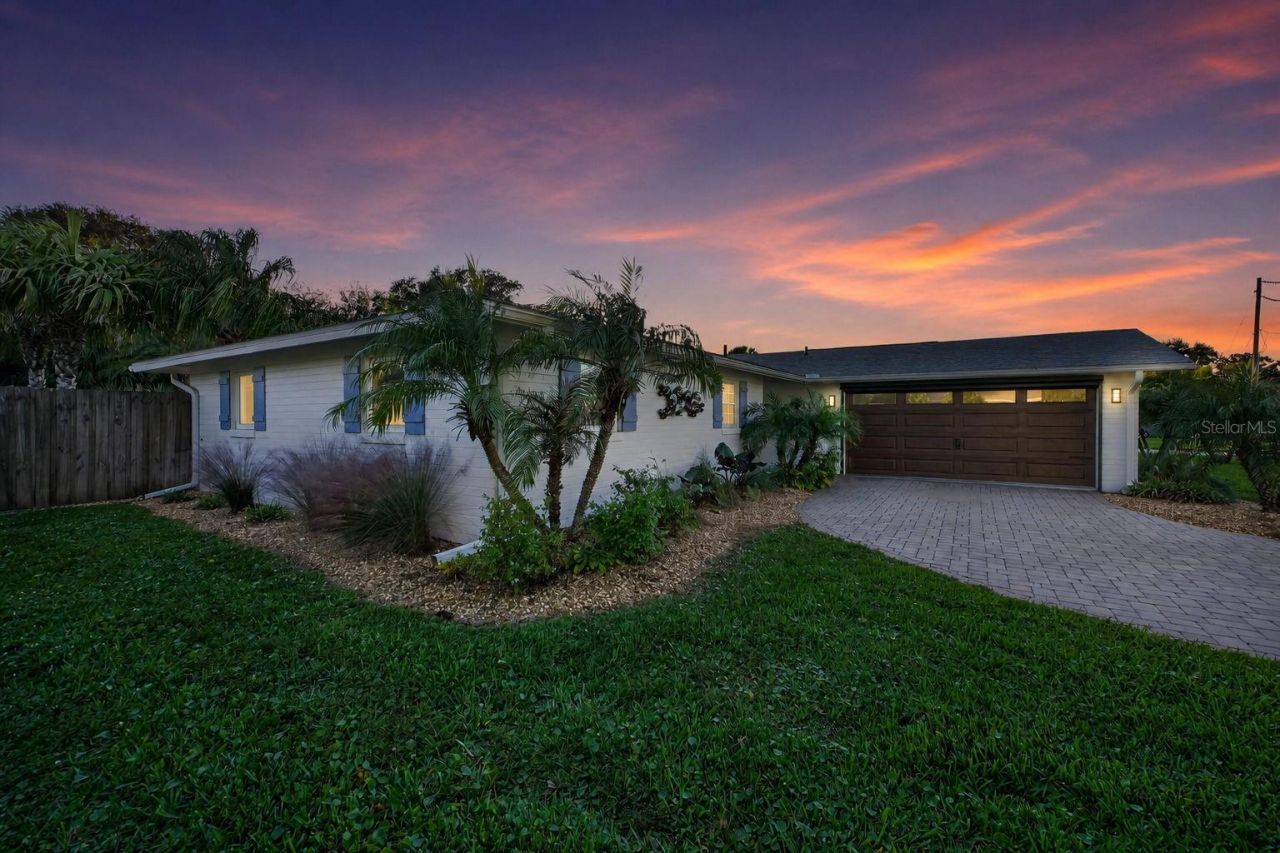 110 Cunningham Dr , New Smyrna Beach, FL 32168 Photo