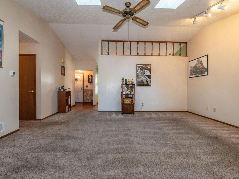 360 Trailblazer Lane , Reynoldsburg, OH 43068 Photo 10
