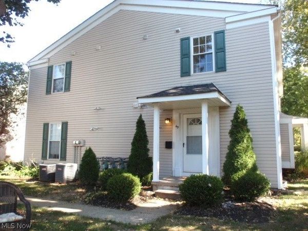 49 Valley Forge Lane, Elyria, OH 44035