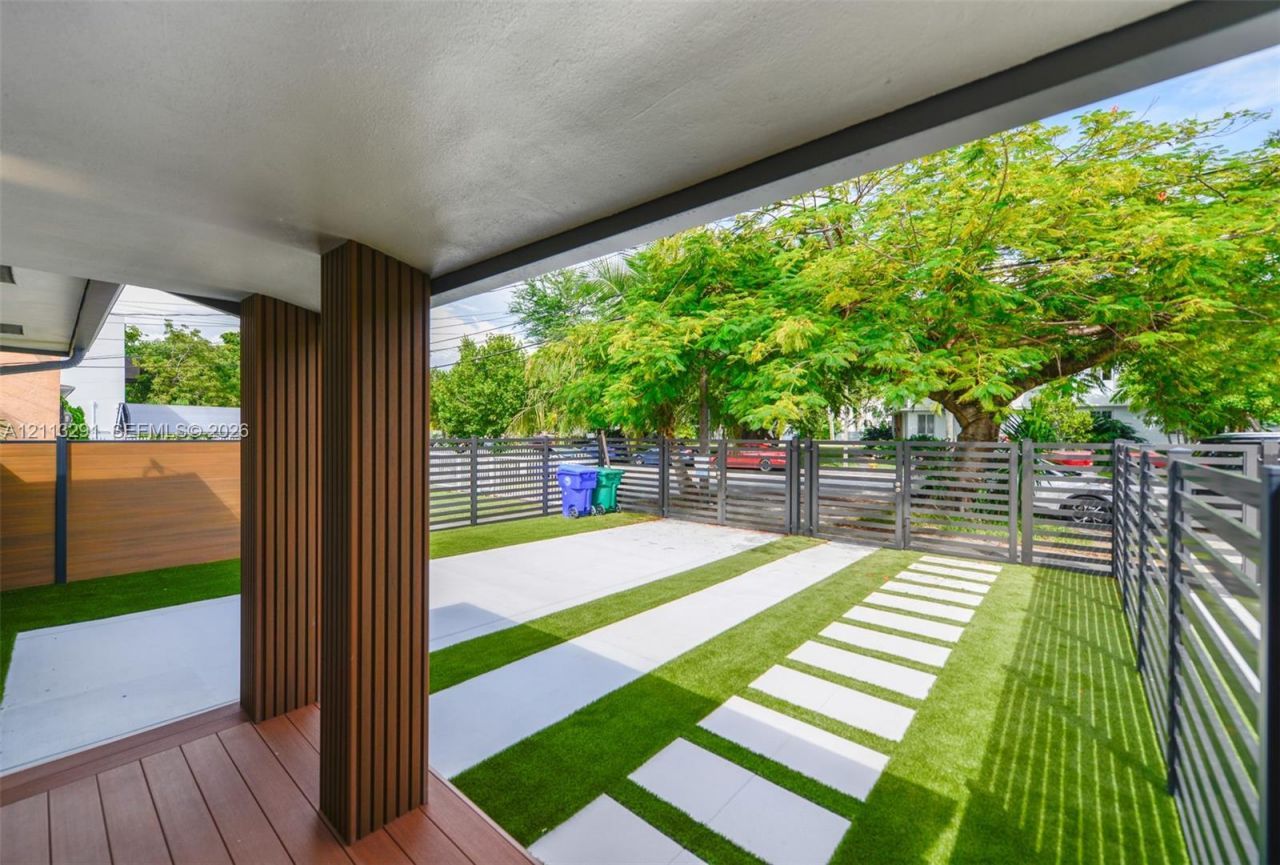 352 SW 17th Rd , Unit 352, Miami, FL 33129 Photo