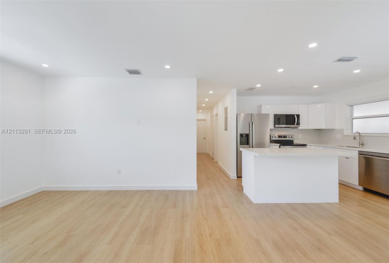 352 SW 17th Rd , Unit 352, Miami, FL 33129 Photo