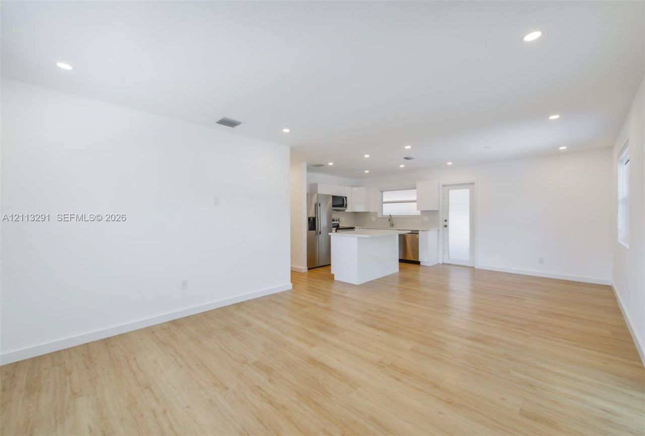 352 SW 17th Rd , Unit 352, Miami, FL 33129 Photo