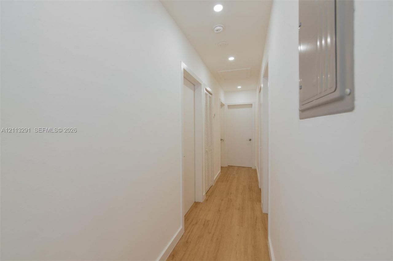 352 SW 17th Rd , Unit 352, Miami, FL 33129 Photo