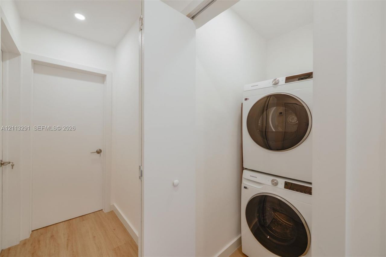 352 SW 17th Rd , Unit 352, Miami, FL 33129 Photo