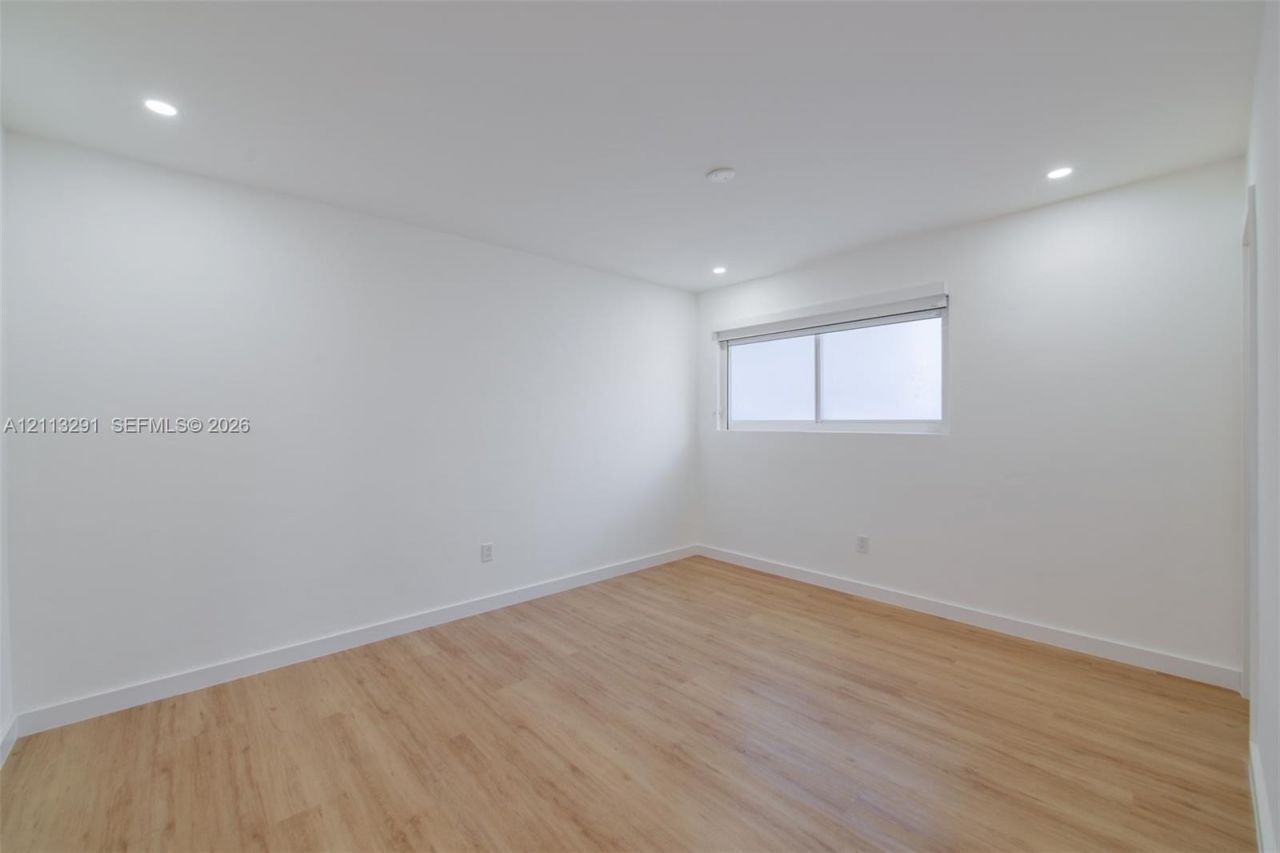 352 SW 17th Rd , Unit 352, Miami, FL 33129 Photo