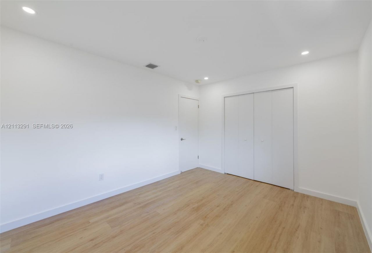 352 SW 17th Rd , Unit 352, Miami, FL 33129 Photo