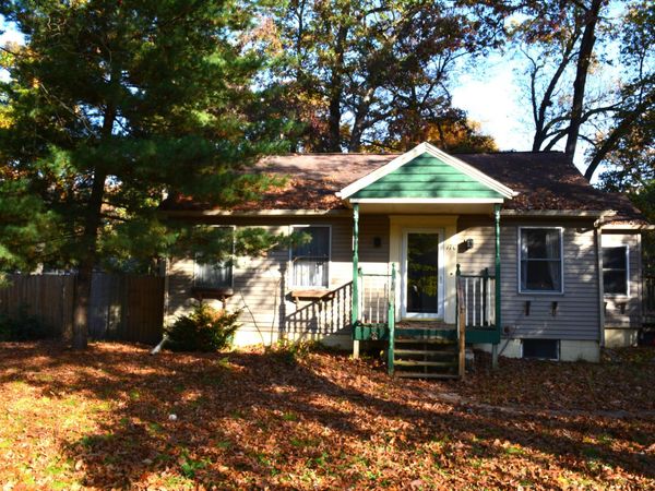 170 W Spaulding Avenue W, Battle Creek, MI 49037