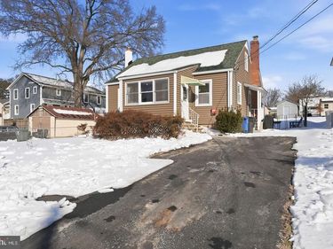 1411 S POLLARD STREET , ARLINGTON, VA 22204