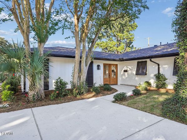 4301 Neyrey Drive , Metairie, LA 70002