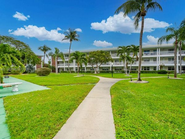2455 NE 51st St , Unit E114, Fort Lauderdale, FL 33308