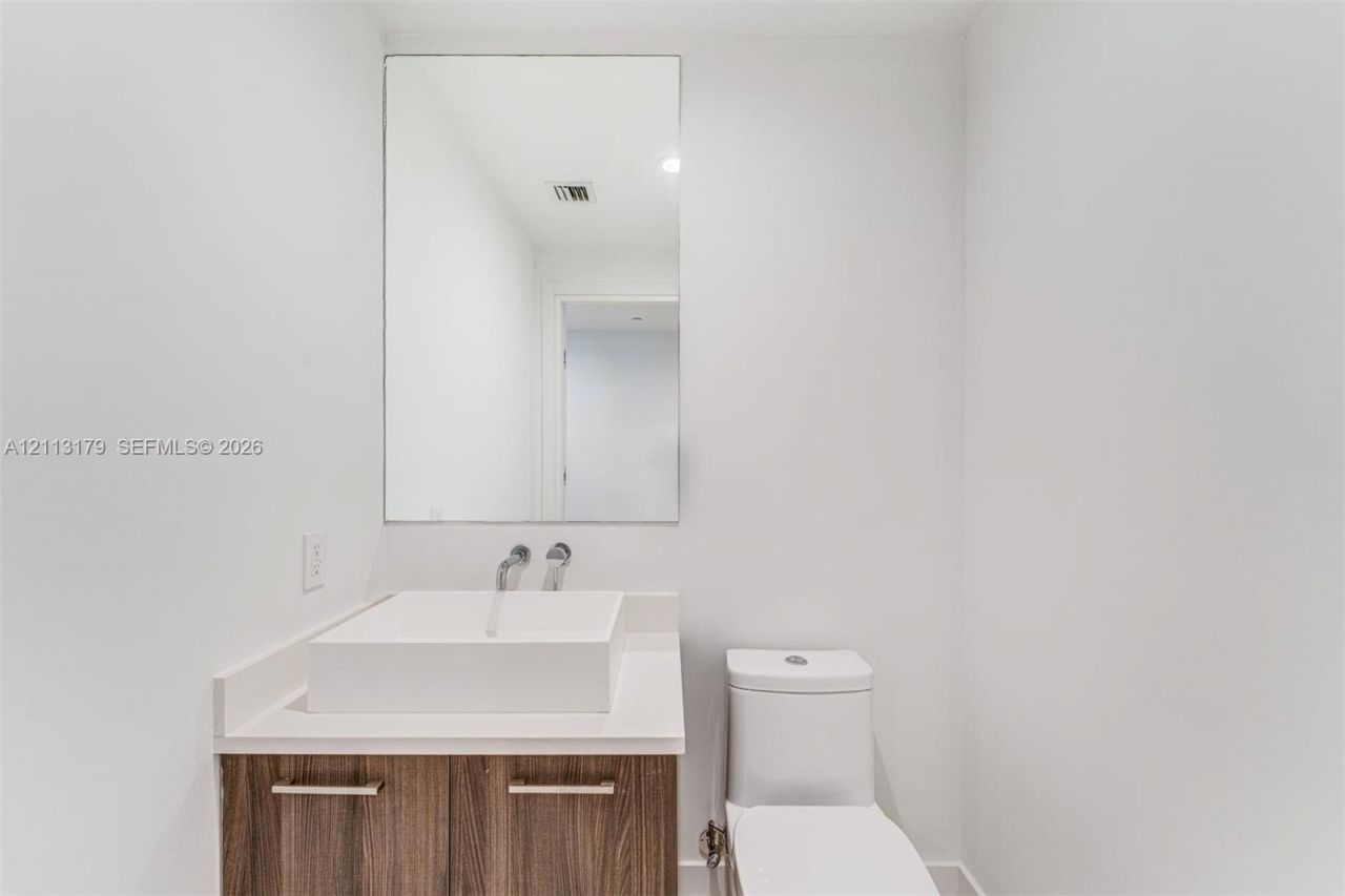 1150 102nd St , Unit 703, Bay Harbor Islands, FL 33154 Photo