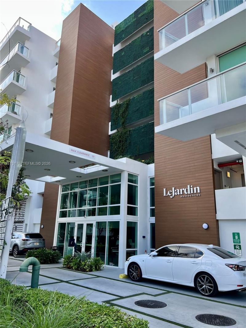1150 102nd St , Unit 703, Bay Harbor Islands, FL 33154 Photo