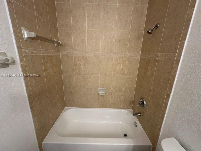 1661 SE 29th Ct , Unit 201, Homestead, FL 33035 Photo