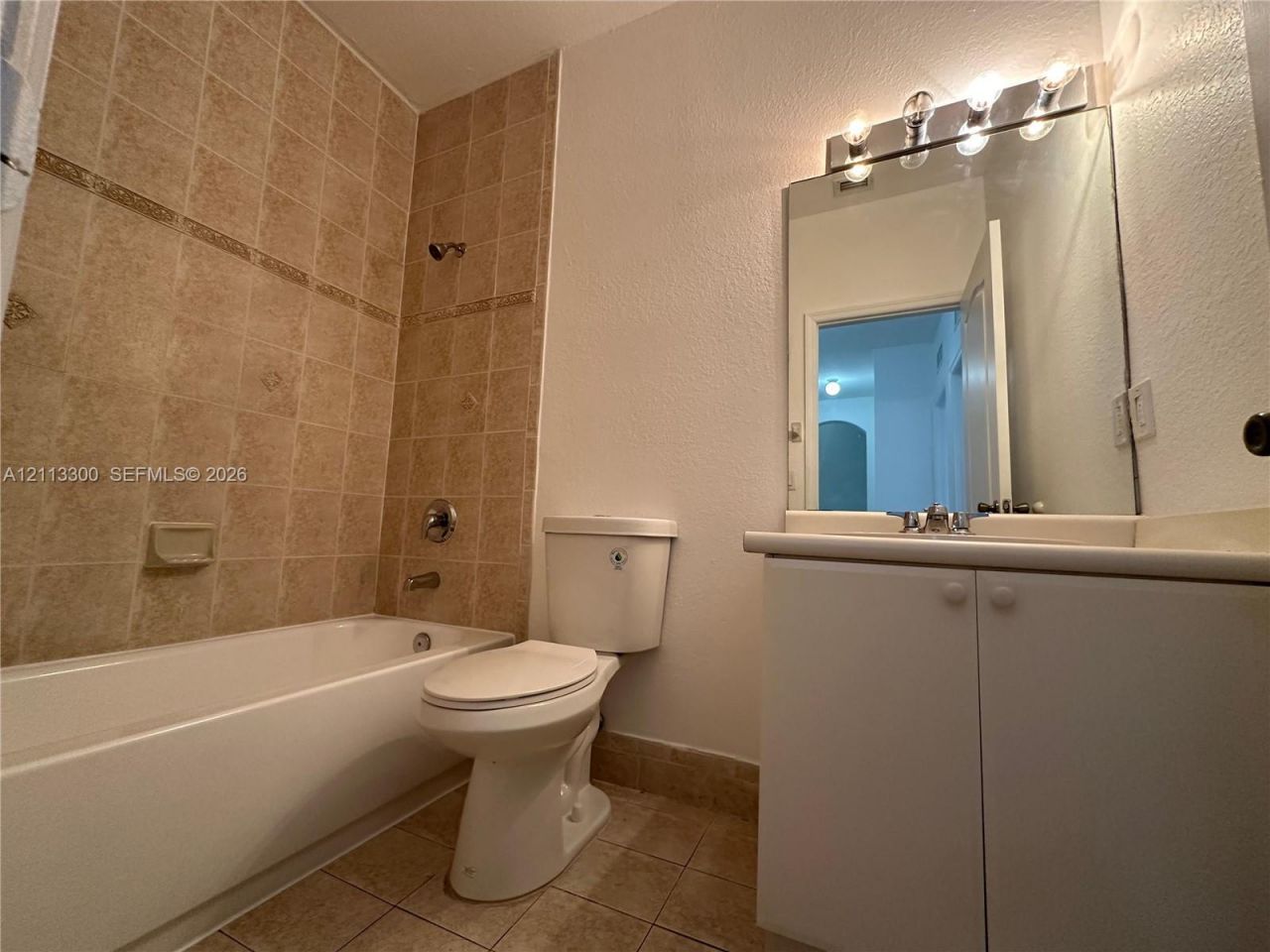1661 SE 29th Ct , Unit 201, Homestead, FL 33035 Photo