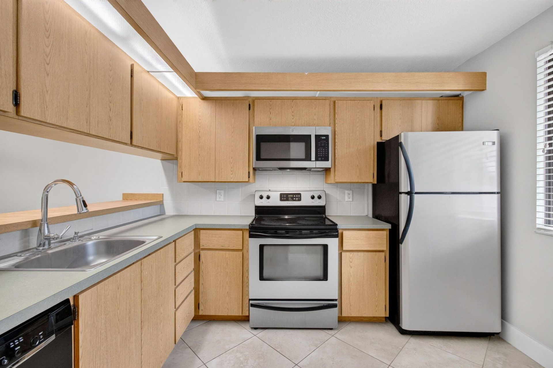 6169 Balboa Circle, Unit 103, Boca Raton, FL 33433 Photo