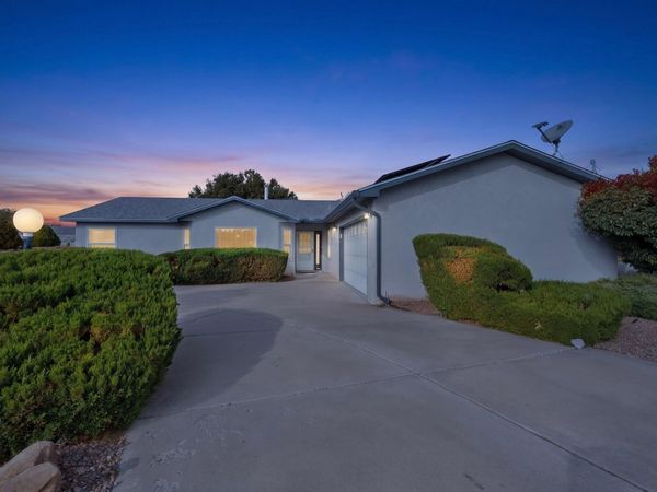 1825 35th Street SE, Rio Rancho, NM 87124