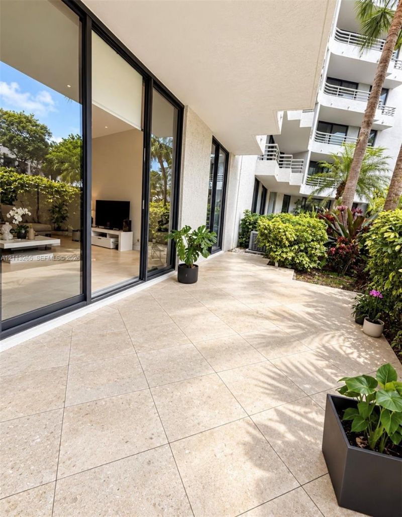 3300 NE 191st St , Unit 117, Aventura, FL 33180 Photo