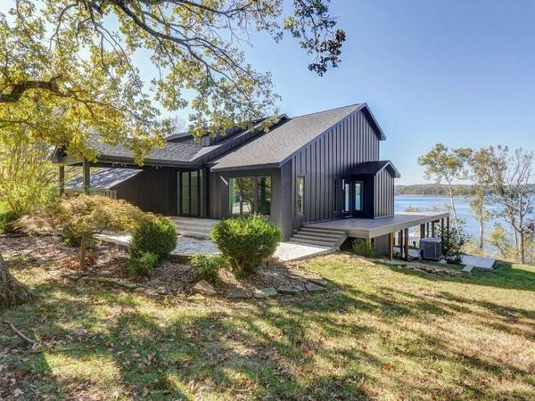 625 Peninsula Estates Lane , Kimberling City, MO 65686