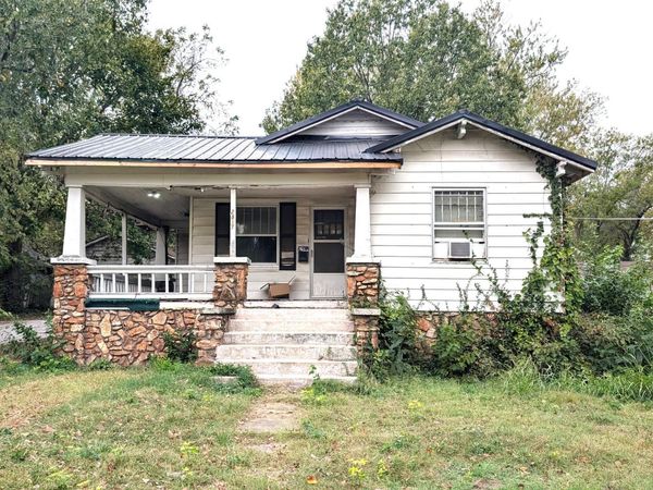 2837 N Grant Avenue , Springfield, MO 65803