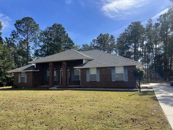 5301 Ten Point Drive, Crestview, FL 32539