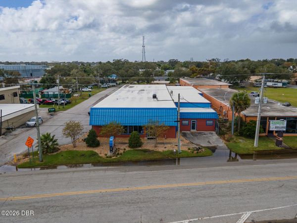 1050 N Beach Street, Holly Hill, FL 32117