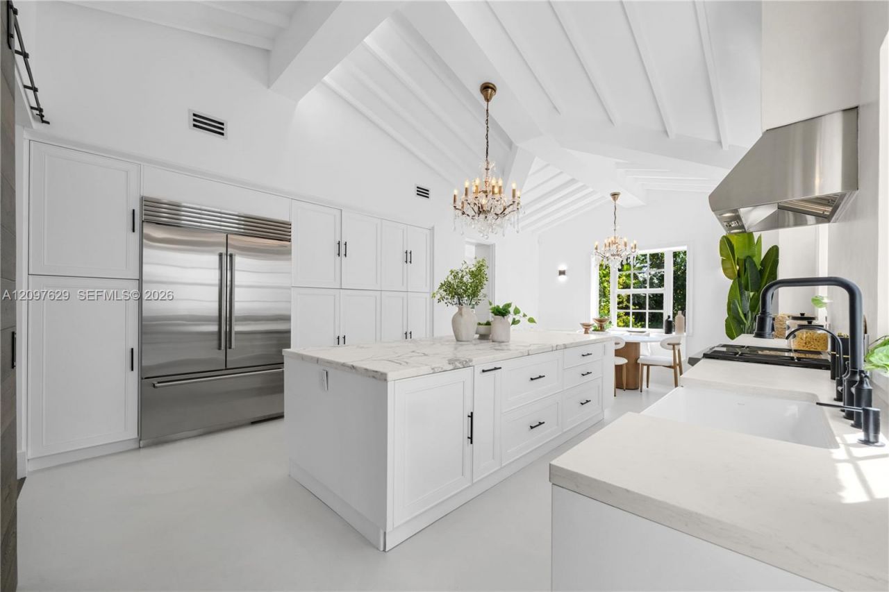 4700 Lake Rd , Miami, FL 33137 Photo