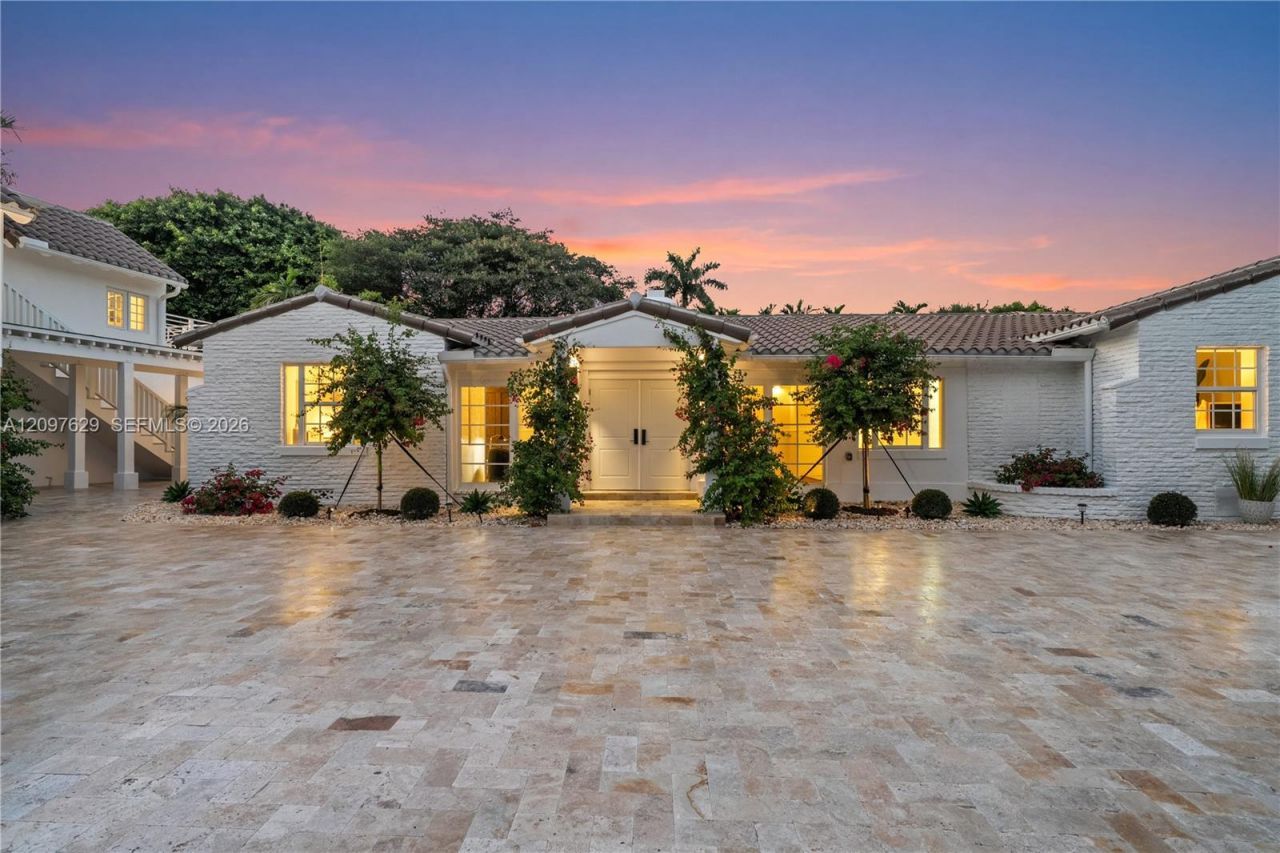 4700 Lake Rd , Miami, FL 33137 Photo