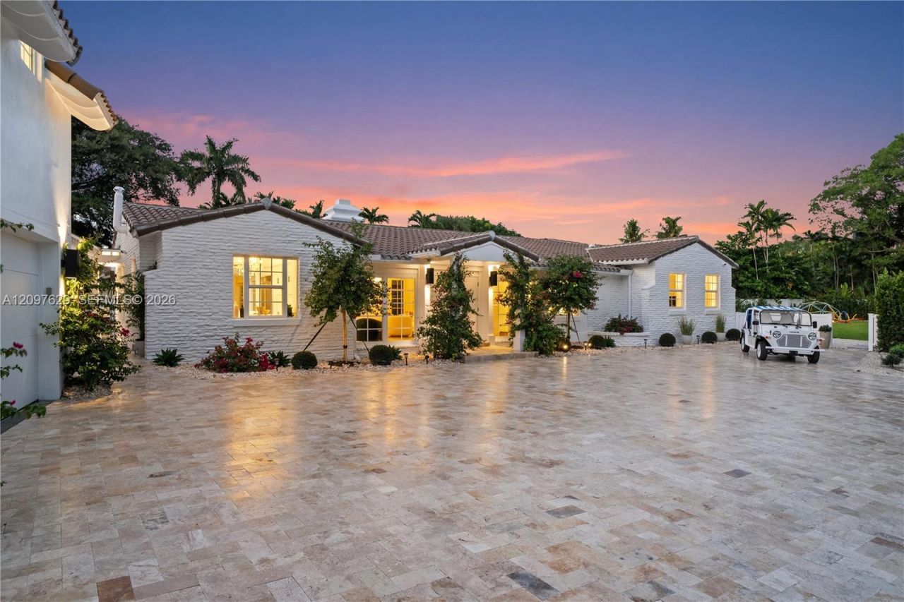4700 Lake Rd , Miami, FL 33137 Photo