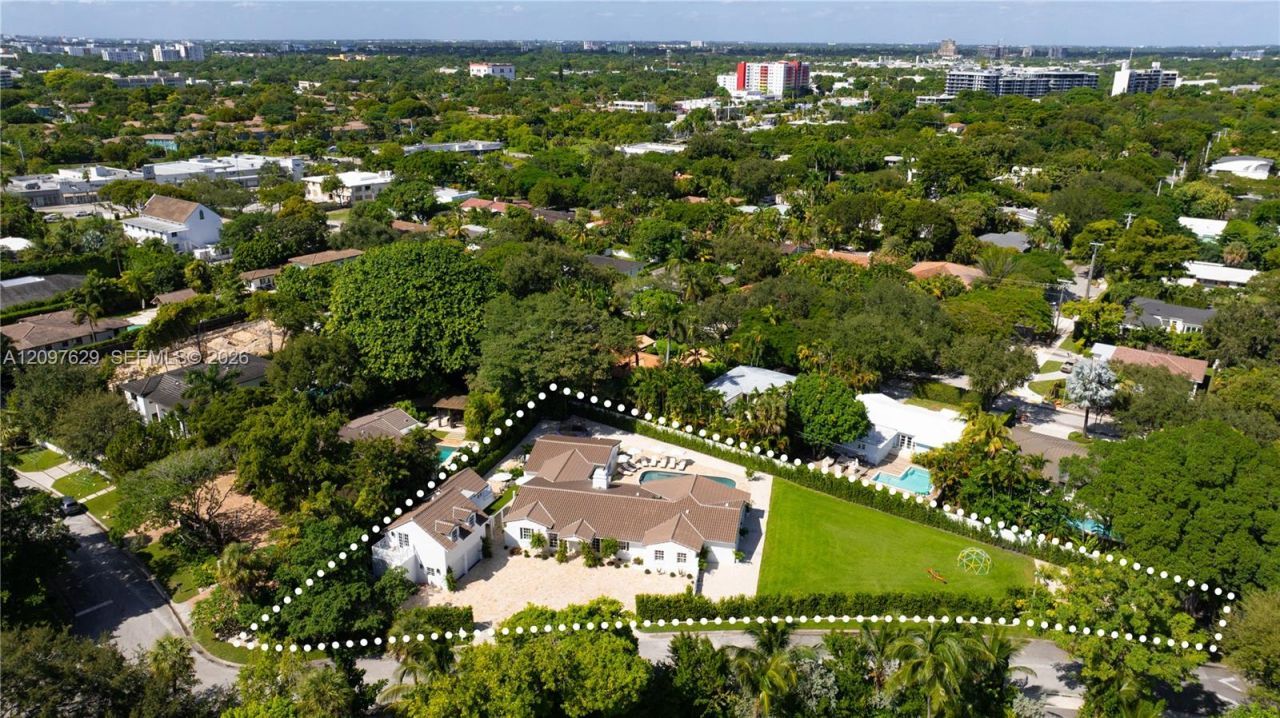 4700 Lake Rd , Miami, FL 33137 Photo