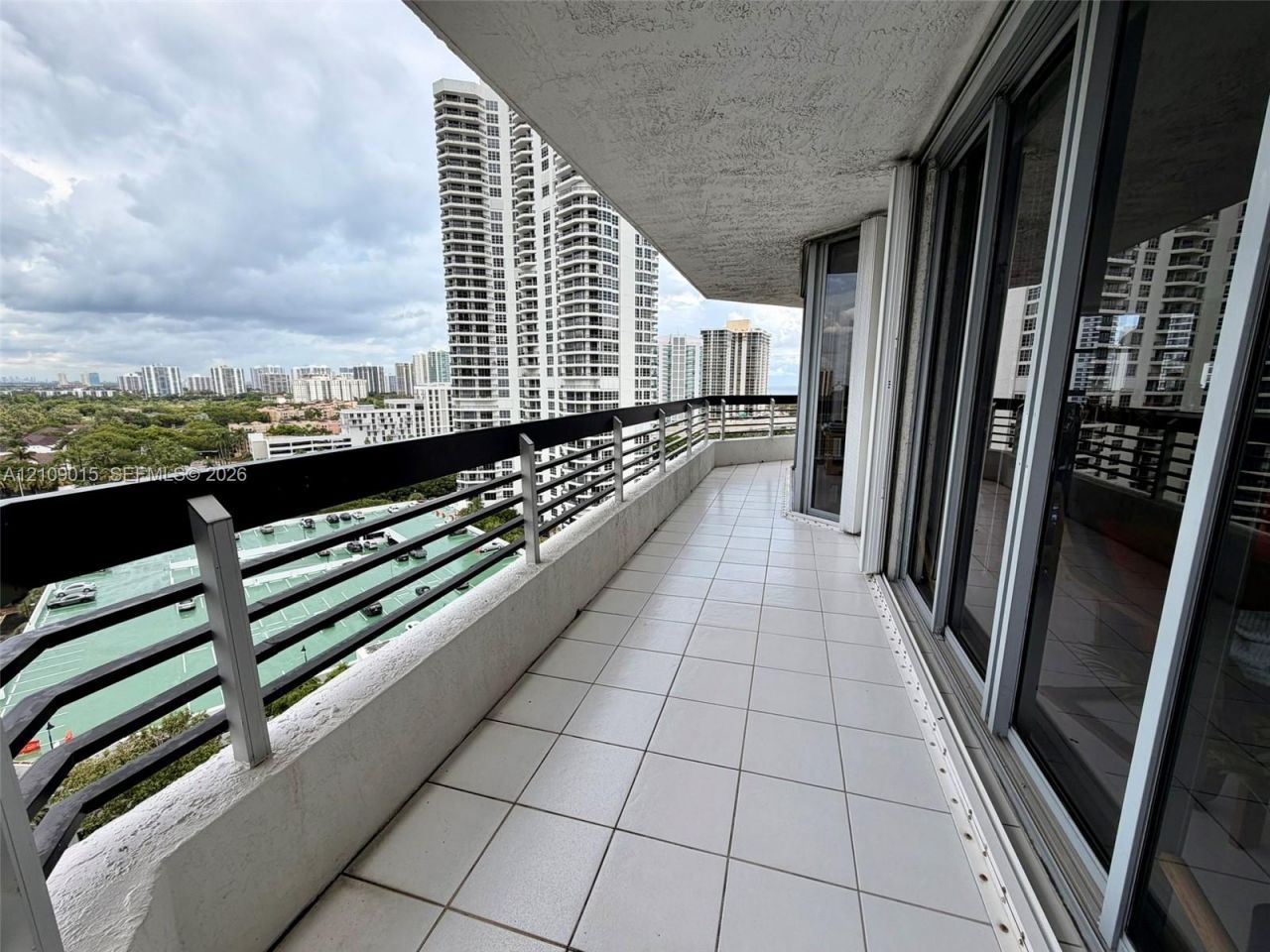 3530 Mystic Pointe Dr , Unit 1709, Aventura, FL 33180 Photo