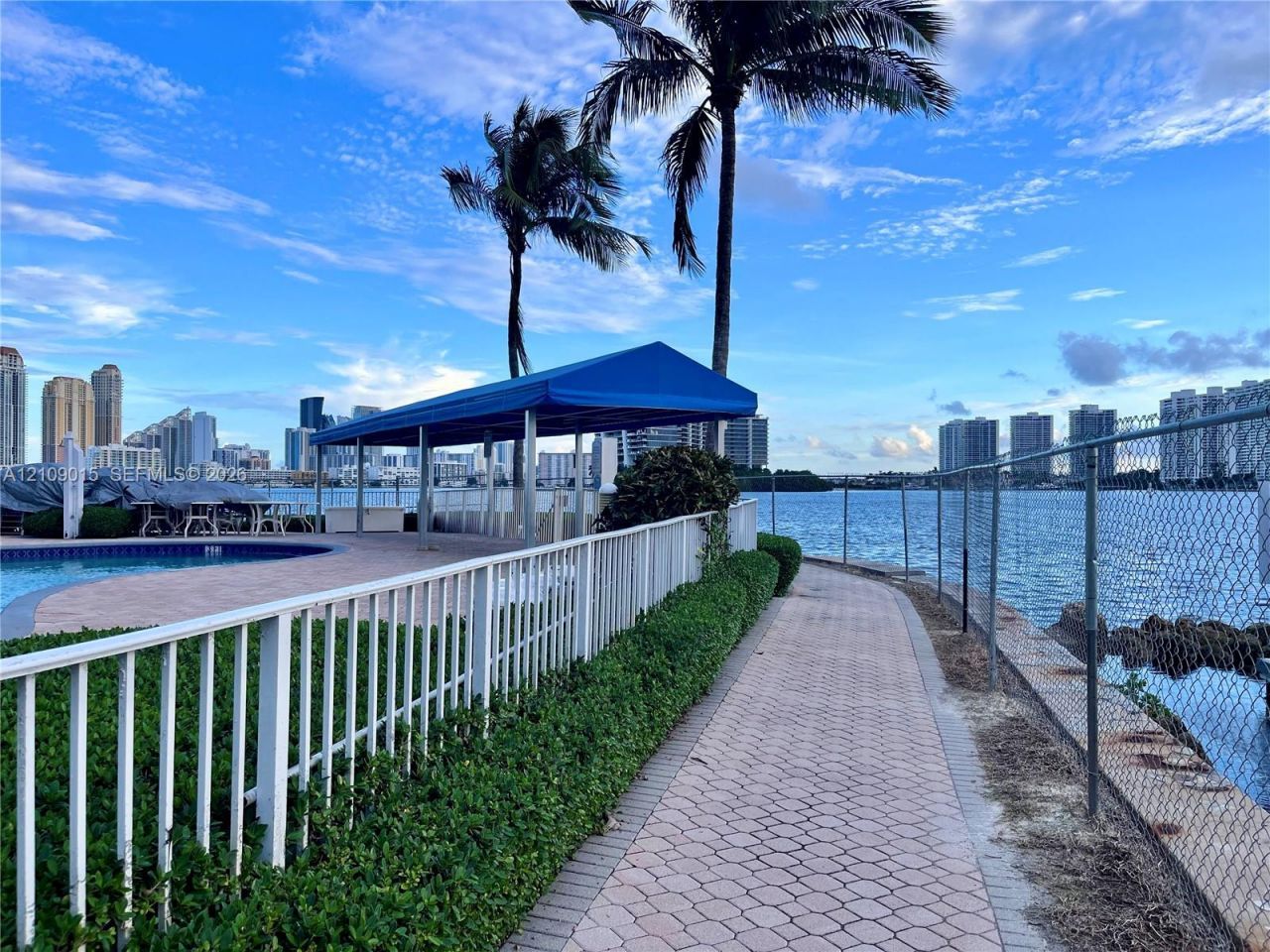 3530 Mystic Pointe Dr , Unit 1709, Aventura, FL 33180 Photo