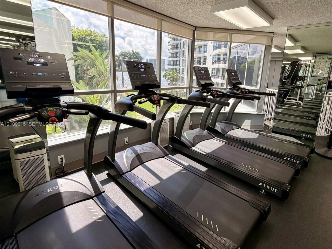 3530 Mystic Pointe Dr , Unit 1709, Aventura, FL 33180 Photo