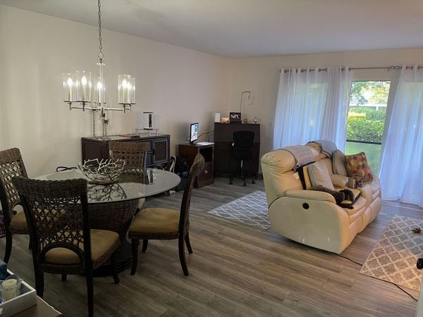 18400 SE Wood Haven Lane, Unit M, Jupiter, FL 33469