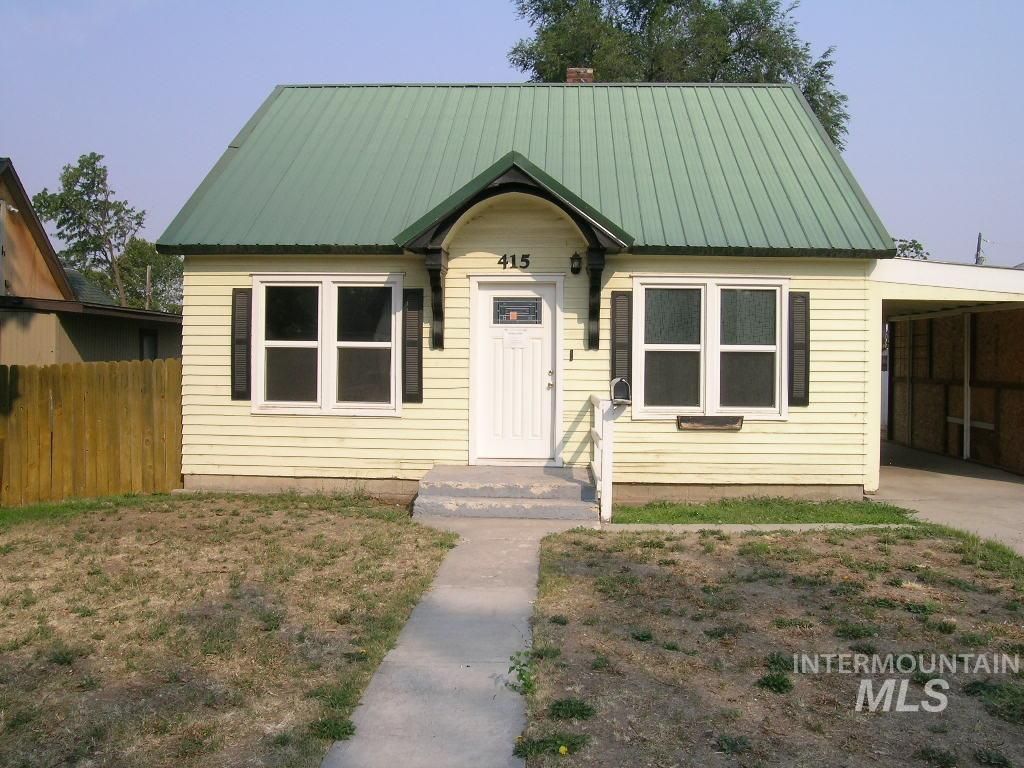 415 20th Ave N, Nampa, ID 83686 Main Photo