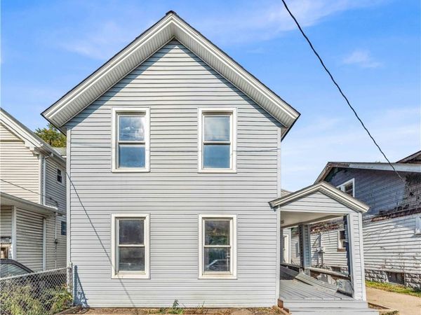 6706 Lawn Avenue , Cleveland, OH 44102