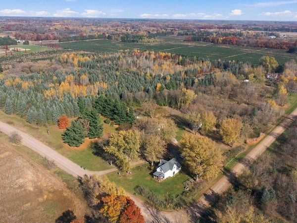 33729 Blackfoot Street NW, Cambridge, MN 55008