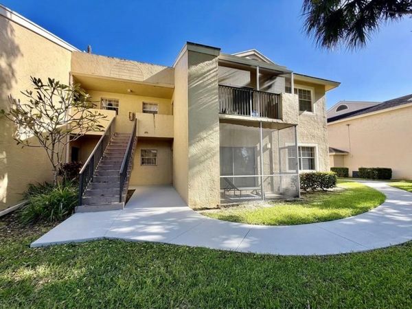 661 Cypress Club Way, Unit F, Deerfield Beach, FL 33064