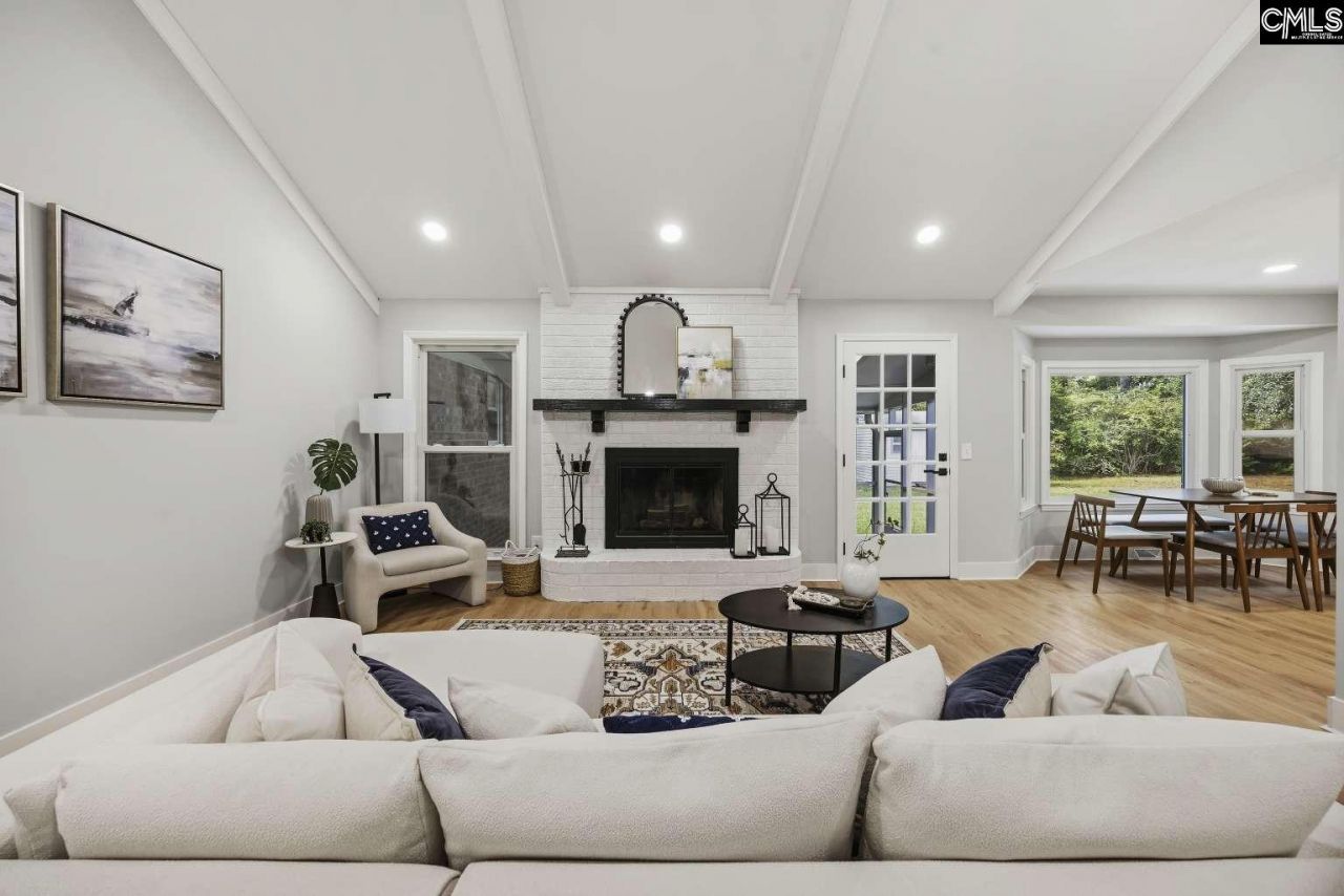 104 Blue Heron Drive  Photo 14