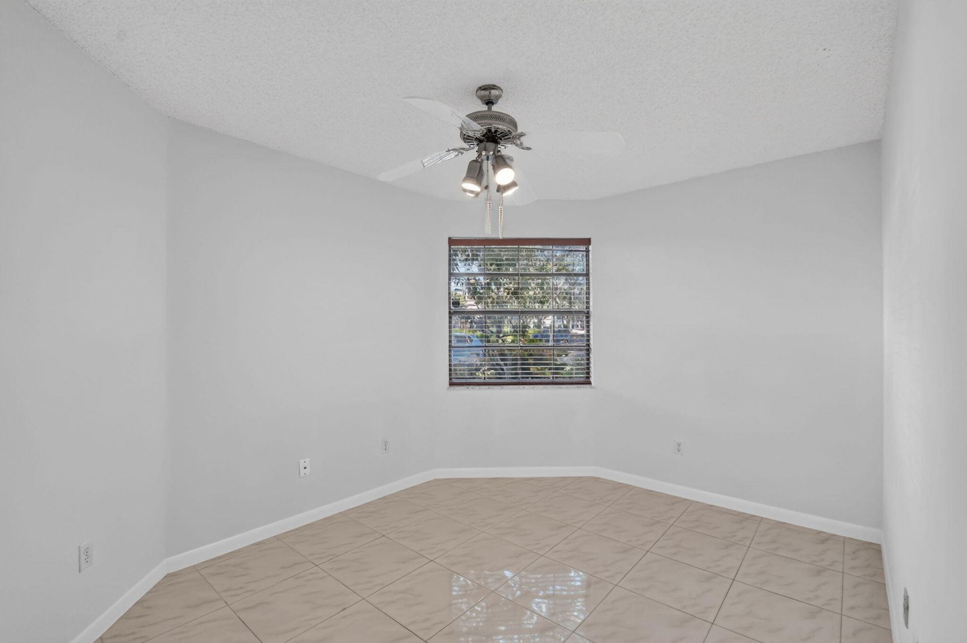 5290 Europa Drive, Unit E, Boynton Beach, FL 33437 Photo