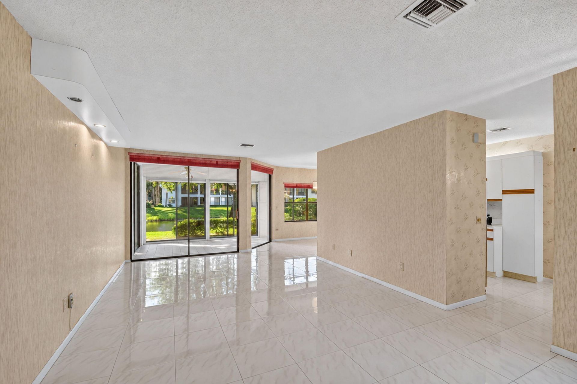 5290 Europa Drive, Unit E, Boynton Beach, FL 33437 Photo